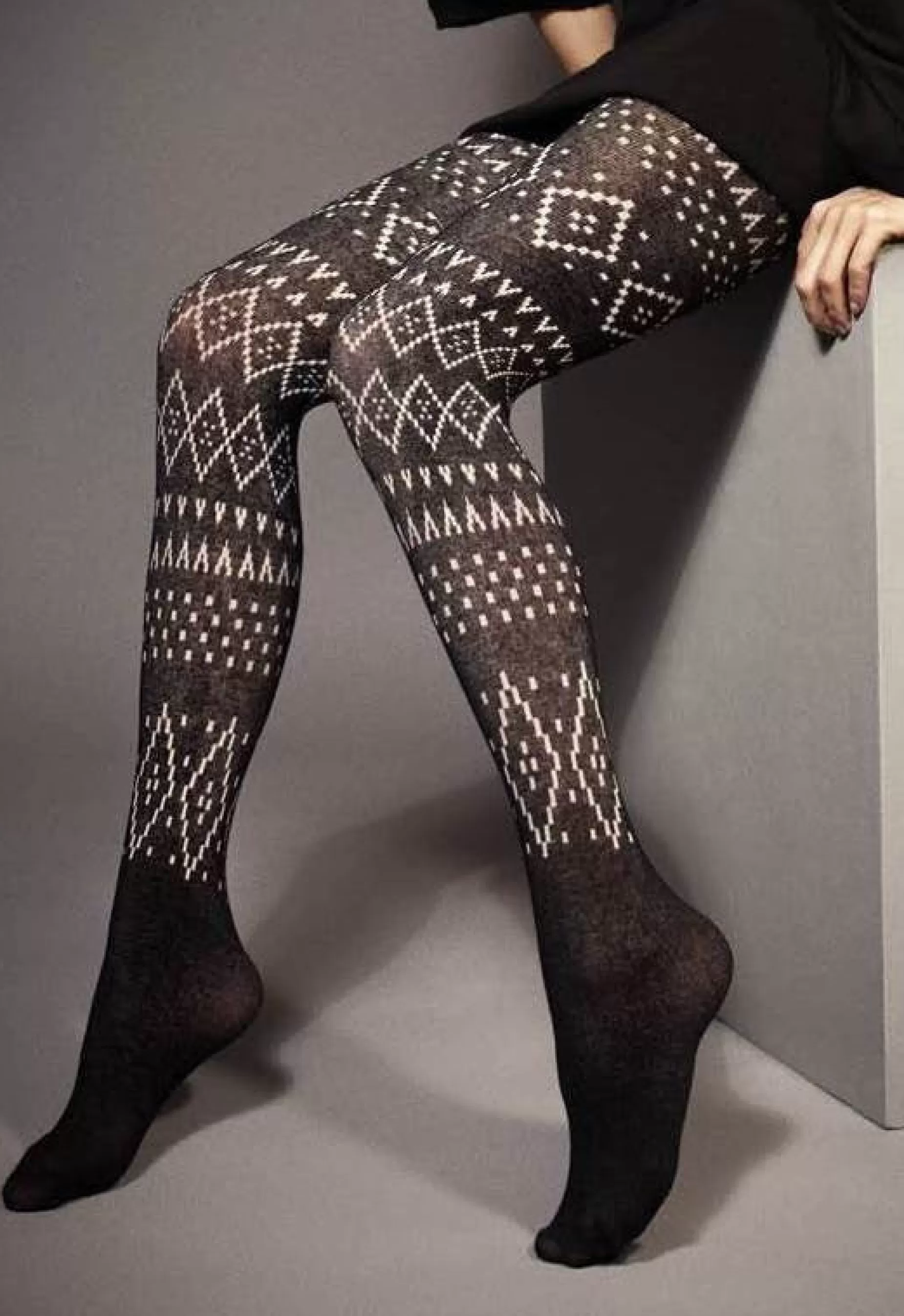 Cotton Tights | Veneziana Inca Aztec Patterned Cotton Rich Tights By Bianco-Nero: Black And White