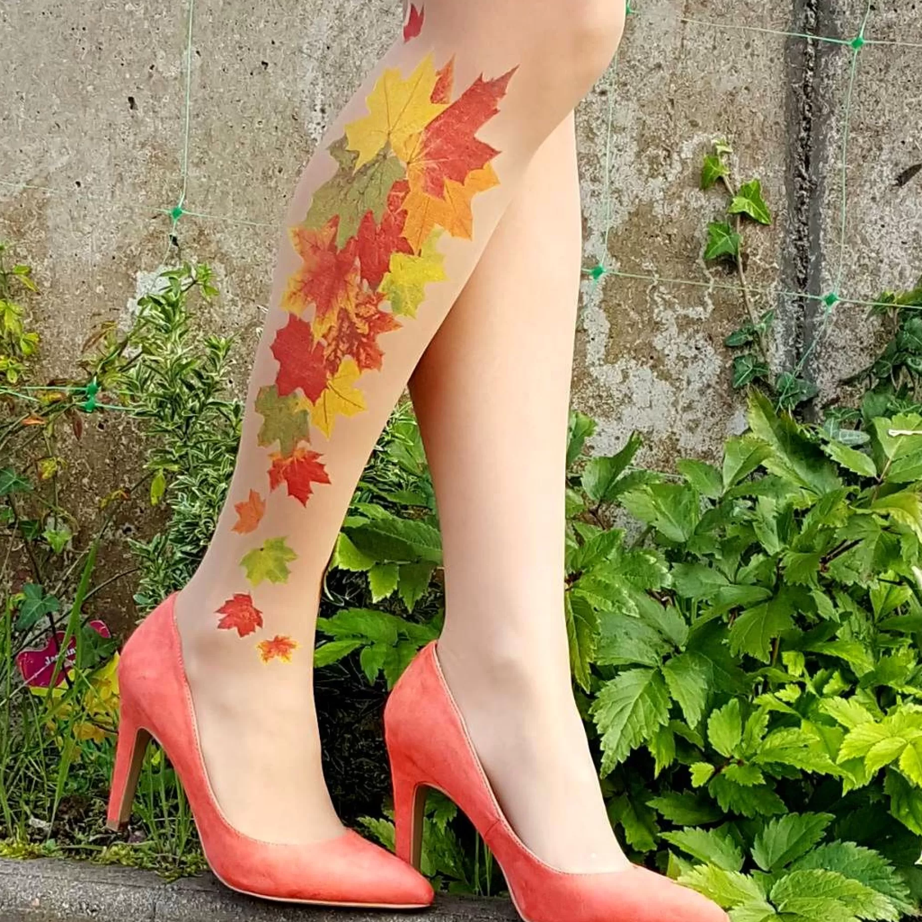 Tattoo Tights | Stop & Stare Maple Fall Tattoo Tights By Sun: Medium Tan With Peachy Brown Tones For A Healthy Sun Tan Effect